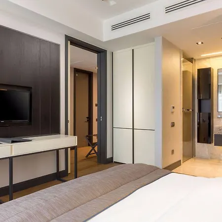 Szálloda The Fortyfive Business & Manisa