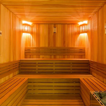 The Fortyfive Business & Szálloda