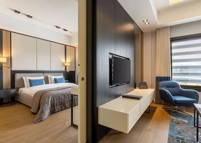 The Fortyfive Business & Hotel