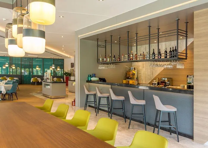The Fortyfive Business & Hotel