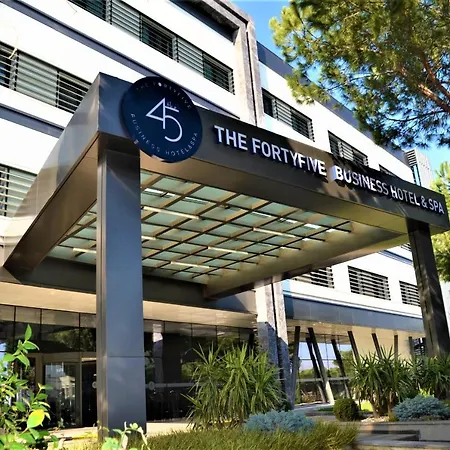 The Fortyfive Business & 4* Manisa