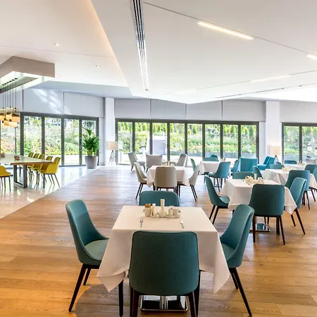 Otel The Fortyfive Business & 4*