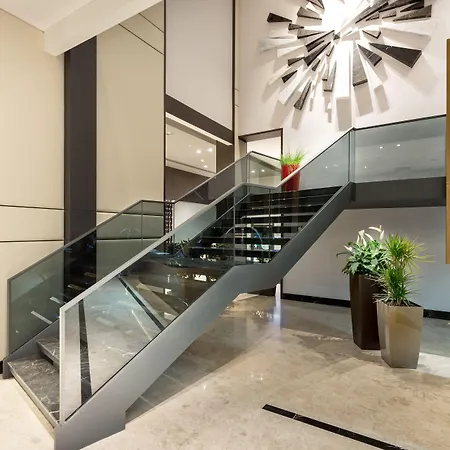 Hotel The Fortyfive Business & 4*