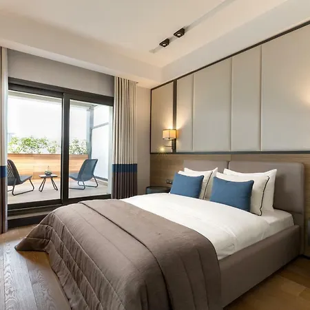 The Fortyfive Business & 4*