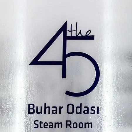 Otel The Fortyfive Business &