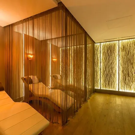 Otel The Fortyfive Business & 4*