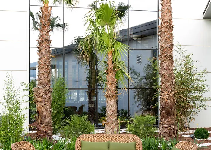 The Fortyfive Business & Szálloda