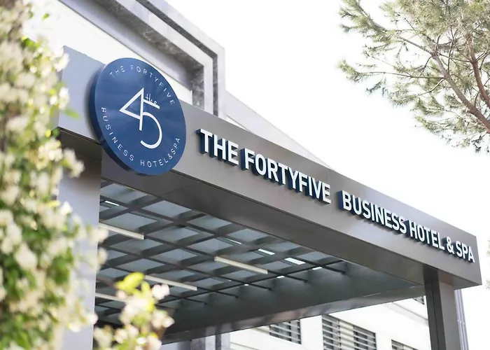 Hotel The Fortyfive Business &
