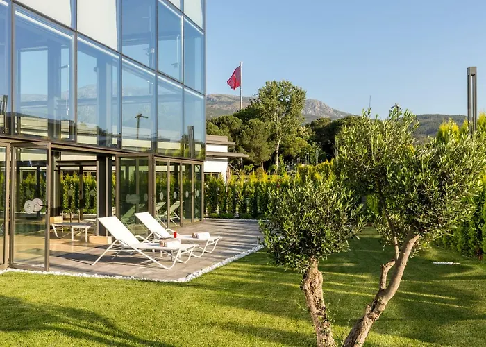 The Fortyfive Business & Szálloda Manisa